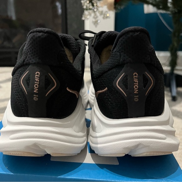 Hoka One One Clifton 10 Shoes Women 7.5 Black Rose Gold Athletic Running Sneaker - Picture 4 of 8